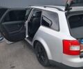 Ауди А4 2002 в Киеве на Automoto.ua Серый Ауди А4, объемом двигателя 1.98 л и пробегом 265 тыс. км за 5650 $, фото 10 на Automoto.ua