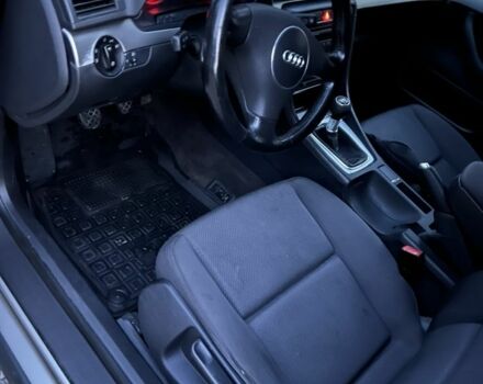 Сірий Ауді А4, об'ємом двигуна 1.9 л та пробігом 218 тис. км за 3500 $, фото 3 на Automoto.ua