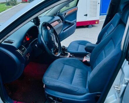 Серый Ауди А4, объемом двигателя 2.5 л и пробегом 200 тыс. км за 2350 $, фото 10 на Automoto.ua