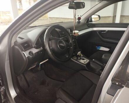 Сірий Ауді А4, об'ємом двигуна 1.8 л та пробігом 320 тис. км за 5000 $, фото 4 на Automoto.ua