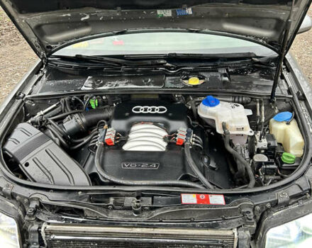 Серый Ауди А4, объемом двигателя 2.4 л и пробегом 240 тыс. км за 5000 $, фото 5 на Automoto.ua