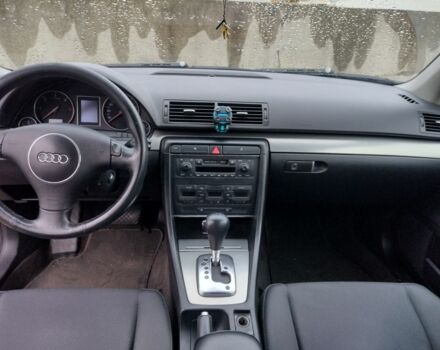 Ауді А4 2002 у Петропавлівська Борщагівка на Automoto.ua Сірий Ауді А4, об'ємом двигуна 2.5 л та пробігом 260 тис. км за 5200 $, фото 10 на Automoto.ua