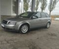 Сірий Ауді А4, об'ємом двигуна 1.8 л та пробігом 320 тис. км за 5000 $, фото 1 на Automoto.ua