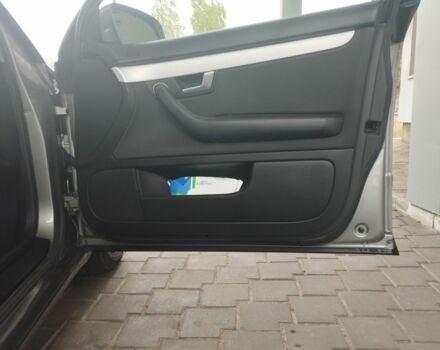 Сірий Ауді А4, об'ємом двигуна 1.8 л та пробігом 320 тис. км за 5000 $, фото 9 на Automoto.ua