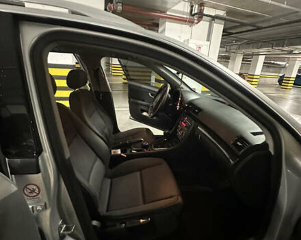 Сірий Ауді А4, об'ємом двигуна 1.6 л та пробігом 250 тис. км за 4400 $, фото 10 на Automoto.ua