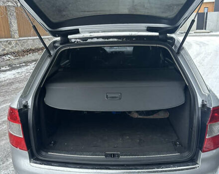 Сірий Ауді А4, об'ємом двигуна 1.6 л та пробігом 250 тис. км за 4400 $, фото 46 на Automoto.ua