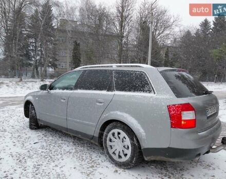 Сірий Ауді А4, об'ємом двигуна 1.78 л та пробігом 300 тис. км за 3850 $, фото 4 на Automoto.ua