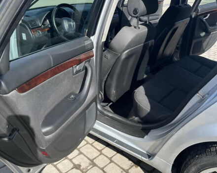 Серый Ауди А4, объемом двигателя 2.5 л и пробегом 280 тыс. км за 3500 $, фото 5 на Automoto.ua