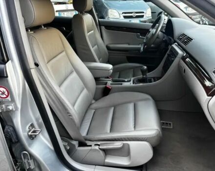 Сірий Ауді А4, об'ємом двигуна 1.9 л та пробігом 268 тис. км за 1377 $, фото 5 на Automoto.ua