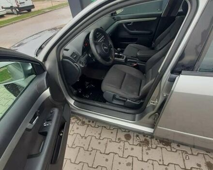 Сірий Ауді А4, об'ємом двигуна 1.78 л та пробігом 346 тис. км за 4400 $, фото 7 на Automoto.ua
