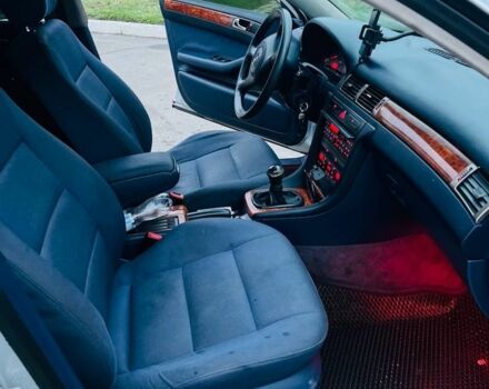 Серый Ауди А4, объемом двигателя 2.5 л и пробегом 200 тыс. км за 2350 $, фото 11 на Automoto.ua