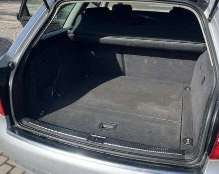 Серый Ауди А4, объемом двигателя 2.5 л и пробегом 280 тыс. км за 3500 $, фото 15 на Automoto.ua