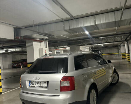 Сірий Ауді А4, об'ємом двигуна 1.6 л та пробігом 250 тис. км за 4400 $, фото 1 на Automoto.ua