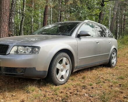 Серый Ауди А4, объемом двигателя 2 л и пробегом 256 тыс. км за 4400 $, фото 1 на Automoto.ua