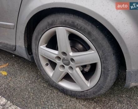 Серый Ауди А4, объемом двигателя 2.5 л и пробегом 265 тыс. км за 5400 $, фото 15 на Automoto.ua