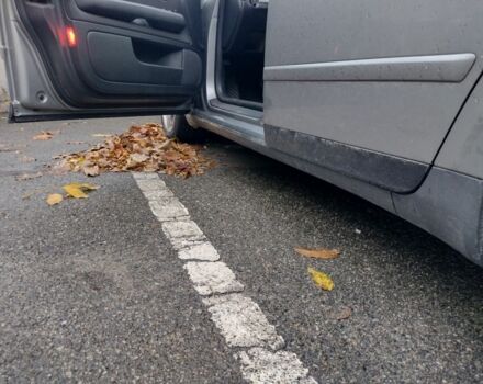 Ауді А4 2002 у Петропавлівська Борщагівка на Automoto.ua Сірий Ауді А4, об'ємом двигуна 2.5 л та пробігом 260 тис. км за 5200 $, фото 11 на Automoto.ua