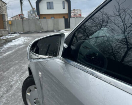 Сірий Ауді А4, об'ємом двигуна 1.6 л та пробігом 250 тис. км за 4400 $, фото 32 на Automoto.ua