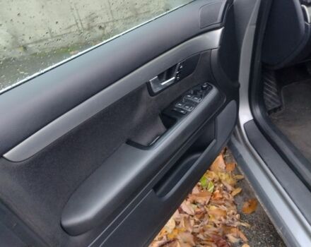 Ауді А4 2002 у Петропавлівська Борщагівка на Automoto.ua Сірий Ауді А4, об'ємом двигуна 2.5 л та пробігом 260 тис. км за 5200 $, фото 8 на Automoto.ua