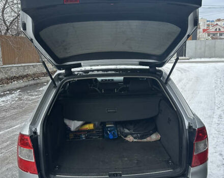 Сірий Ауді А4, об'ємом двигуна 1.6 л та пробігом 250 тис. км за 4400 $, фото 42 на Automoto.ua