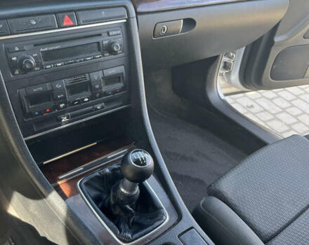 Серый Ауди А4, объемом двигателя 2.5 л и пробегом 280 тыс. км за 3500 $, фото 11 на Automoto.ua