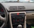 Сірий Ауді А4, об'ємом двигуна 2.5 л та пробігом 292 тис. км за 2600 $, фото 12 на Automoto.ua