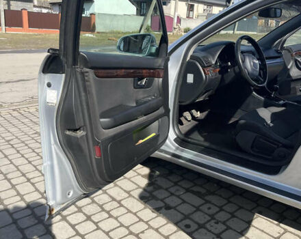 Серый Ауди А4, объемом двигателя 2.5 л и пробегом 280 тыс. км за 3500 $, фото 18 на Automoto.ua