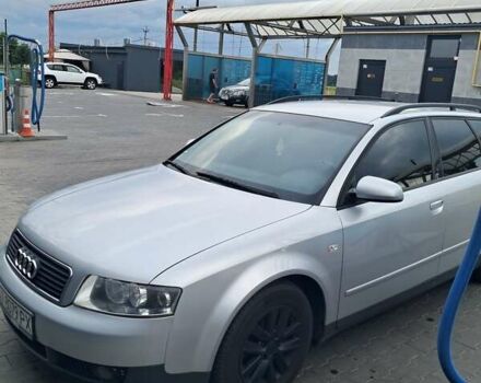 Ауди А4 2002 в Киеве на Automoto.ua Серый Ауди А4, объемом двигателя 1.98 л и пробегом 265 тыс. км за 5650 $, фото 1 на Automoto.ua