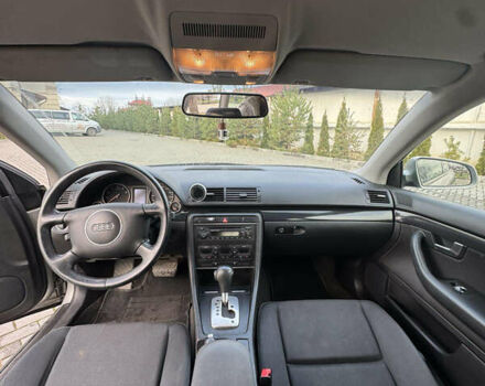 Сірий Ауді А4, об'ємом двигуна 2 л та пробігом 230 тис. км за 4600 $, фото 5 на Automoto.ua