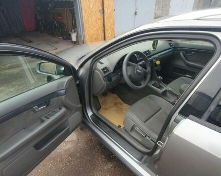 Серый Ауди А4, объемом двигателя 2.5 л и пробегом 390 тыс. км за 4376 $, фото 6 на Automoto.ua