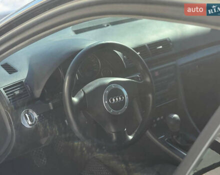 Сірий Ауді А4, об'ємом двигуна 1.9 л та пробігом 484 тис. км за 4450 $, фото 9 на Automoto.ua