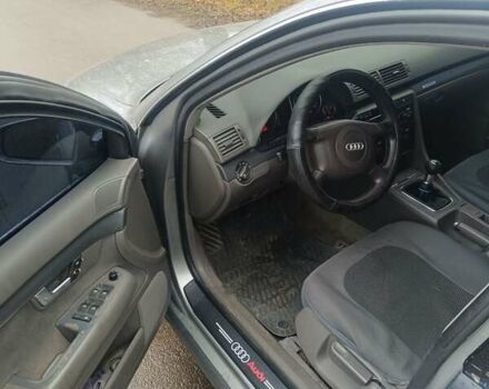 Серый Ауди А4, объемом двигателя 1.9 л и пробегом 500 тыс. км за 4550 $, фото 7 на Automoto.ua