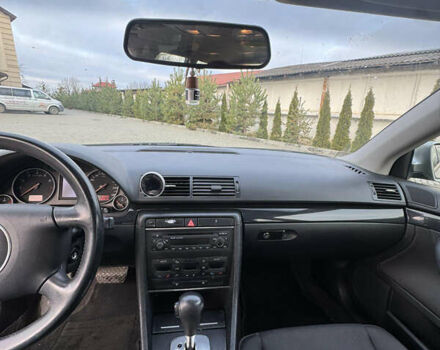Сірий Ауді А4, об'ємом двигуна 2 л та пробігом 230 тис. км за 4600 $, фото 7 на Automoto.ua