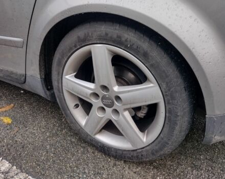 Ауді А4 2002 у Петропавлівська Борщагівка на Automoto.ua Сірий Ауді А4, об'ємом двигуна 2.5 л та пробігом 260 тис. км за 5200 $, фото 12 на Automoto.ua