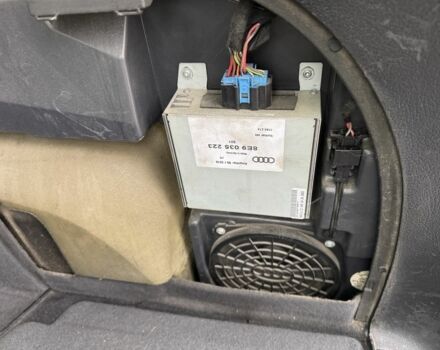 Сірий Ауді А4, об'ємом двигуна 1.9 л та пробігом 502 тис. км за 3033 $, фото 12 на Automoto.ua