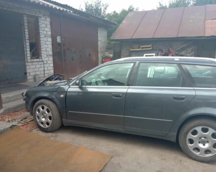 Ауди А4 2003 в Броварах на Automoto.ua Серый Ауди А4, объемом двигателя 0 л и пробегом 185 тыс. км за 1800 $, фото 1 на Automoto.ua