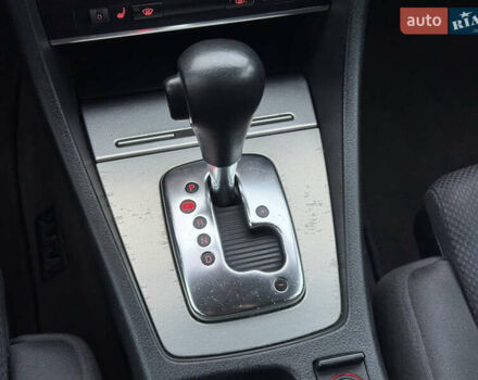 Сірий Ауді А4, об'ємом двигуна 1.8 л та пробігом 211 тис. км за 5900 $, фото 46 на Automoto.ua