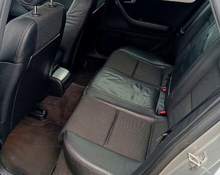 Сірий Ауді А4, об'ємом двигуна 2 л та пробігом 292 тис. км за 6500 $, фото 4 на Automoto.ua