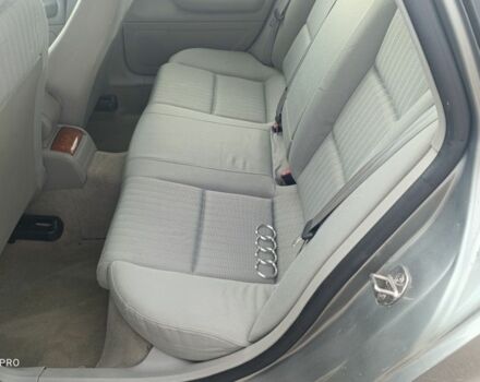 Серый Ауди А4, объемом двигателя 1.9 л и пробегом 300 тыс. км за 2400 $, фото 12 на Automoto.ua