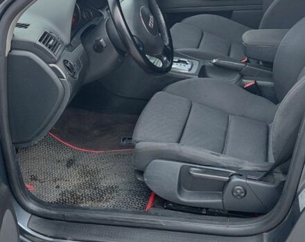 Серый Ауди А4, объемом двигателя 1.8 л и пробегом 240 тыс. км за 6300 $, фото 2 на Automoto.ua