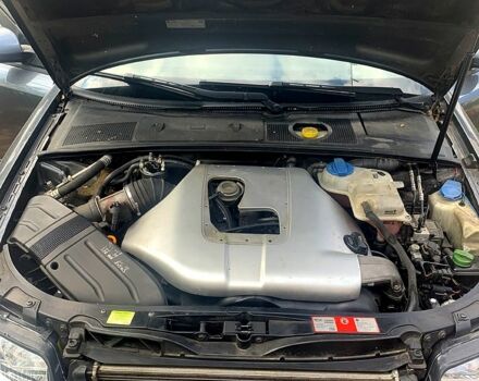 Сірий Ауді А4, об'ємом двигуна 2.5 л та пробігом 400 тис. км за 4500 $, фото 7 на Automoto.ua