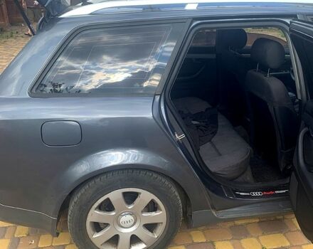 Сірий Ауді А4, об'ємом двигуна 2.5 л та пробігом 400 тис. км за 4500 $, фото 11 на Automoto.ua