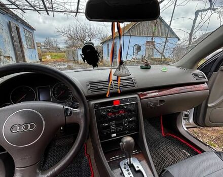 Сірий Ауді А4, об'ємом двигуна 2.5 л та пробігом 468 тис. км за 4600 $, фото 10 на Automoto.ua