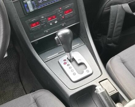 Сірий Ауді А4, об'ємом двигуна 2.4 л та пробігом 282 тис. км за 5390 $, фото 18 на Automoto.ua