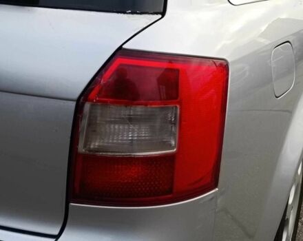 Сірий Ауді А4, об'ємом двигуна 2.4 л та пробігом 282 тис. км за 5390 $, фото 8 на Automoto.ua