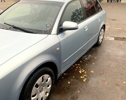 Сірий Ауді А4, об'ємом двигуна 1.6 л та пробігом 240 тис. км за 3800 $, фото 1 на Automoto.ua