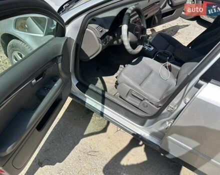 Серый Ауди А4, объемом двигателя 2 л и пробегом 225 тыс. км за 4850 $, фото 9 на Automoto.ua
