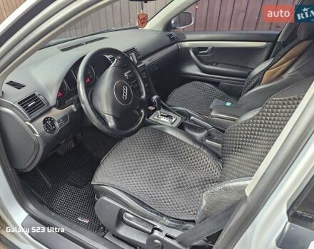 Серый Ауди А4, объемом двигателя 2.5 л и пробегом 260 тыс. км за 6000 $, фото 4 на Automoto.ua