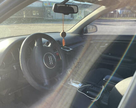 Серый Ауди А4, объемом двигателя 2.5 л и пробегом 368 тыс. км за 5500 $, фото 4 на Automoto.ua