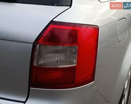 Сірий Ауді А4, об'ємом двигуна 2.4 л та пробігом 282 тис. км за 5390 $, фото 8 на Automoto.ua