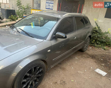 Сірий Ауді А4, об'ємом двигуна 2.5 л та пробігом 360 тис. км за 4063 $, фото 1 на Automoto.ua